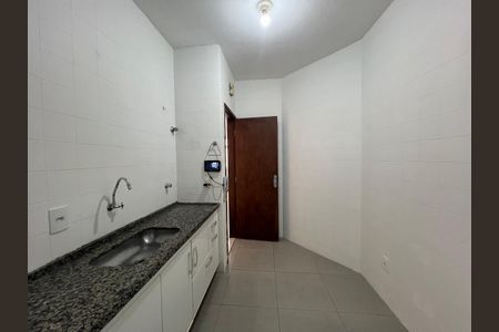 Apartamento à venda com 117m², 3 quartos e 2 vagas Apartamento à venda com 117m², 3 quartos e 2 vagasCozinha