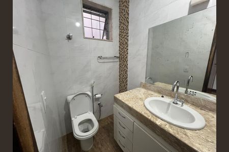 Apartamento à venda com 117m², 3 quartos e 2 vagas Apartamento à venda com 117m², 3 quartos e 2 vagasBanheiro