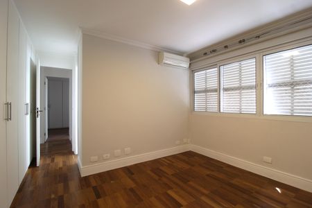 Apartamento para alugar com 157m², 2 quartos e 2 vagasQuarto 1 - Suíte