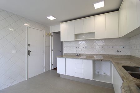 Apartamento para alugar com 157m², 2 quartos e 2 vagasCozinha