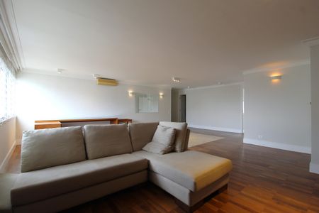 Sala de apartamento para alugar com 2 quartos, 157m² em Itaim Bibi, São Paulo