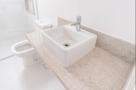 Apartamento à venda com 79m², 2 quartos e 2 vagasBanheiro da Suíte 2