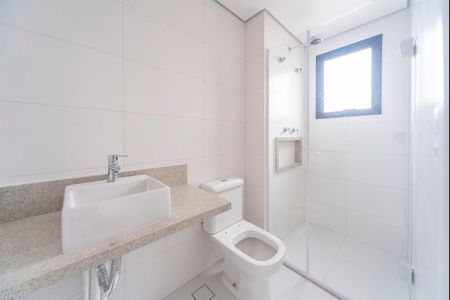 Apartamento à venda com 79m², 2 quartos e 2 vagasBanheiro da Suíte 1