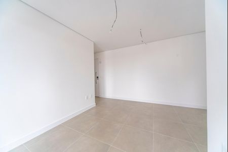 Sala de apartamento à venda com 2 quartos, 79m² em Campestre, Santo André