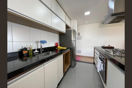 Apartamento para alugar com 77m², 3 quartos e 1 vaga Apartamento para alugar com 77m², 3 quartos e 1 vagaCozinha