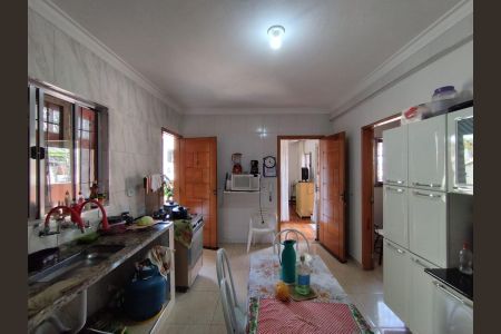 Casa à venda com 373m², 10 quartos e 2 vagasCozinha - Torneira