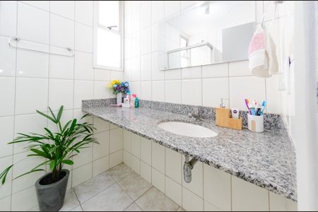 Apartamento à venda com 101m², 3 quartos e 1 vagaBanheiro social