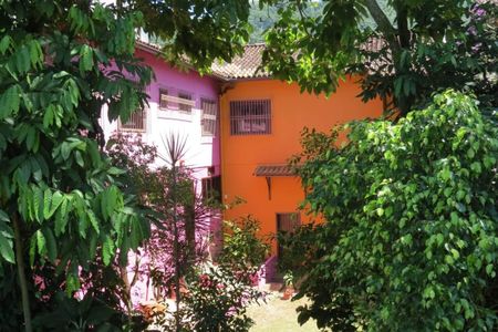 Casa à venda com 461m², 4 quartos e 1 vaga