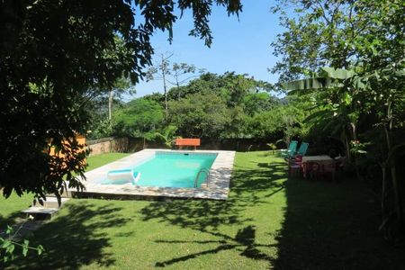 Casa à venda com 461m², 4 quartos e 1 vaga