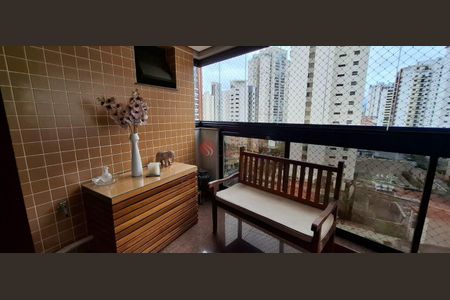 Apartamento à venda com 120m², 3 quartos e 3 vagas