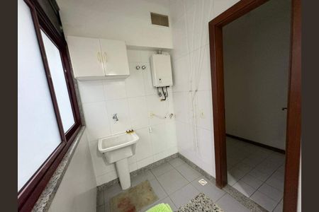Apartamento à venda com 153m², 3 quartos e 4 vagas