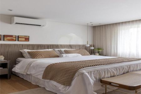 Casa à venda com 4 quartos, 464m² em Campo Belo, São Paulo