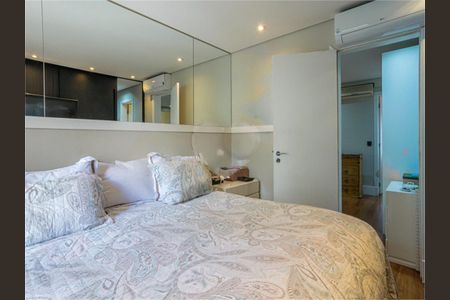 Casa à venda com 4 quartos, 340m² em Cidade Jardim, São Paulo