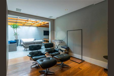 Casa à venda com 4 quartos, 340m² em Cidade Jardim, São Paulo