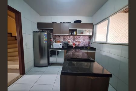 Casa à venda com 2 quartos, 69m² em Largo do Barradas, Niterói