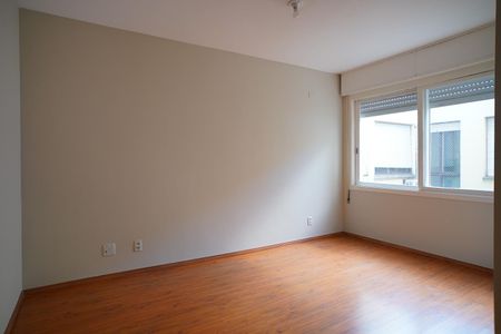 Sala de apartamento à venda com 1 quarto, 42m² em Petrópolis, Porto Alegre