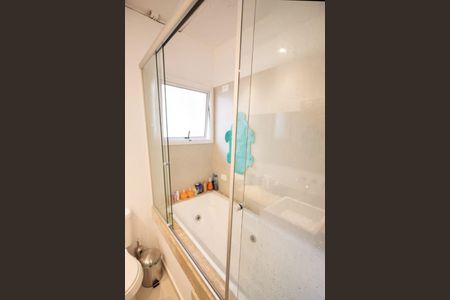 Casa de condomínio à venda com 136m², 3 quartos e 2 vagas