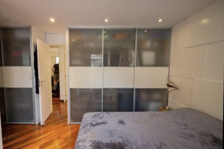 Casa de Condomínio à venda com 3 quartos, 136m² em Caxingui, São Paulo