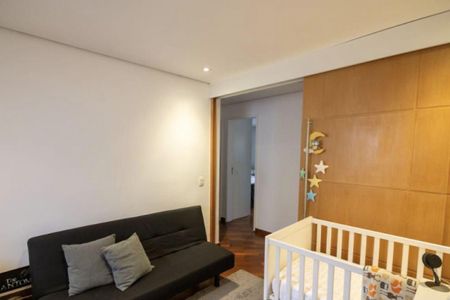 Casa de Condomínio à venda com 3 quartos, 136m² em Caxingui, São Paulo