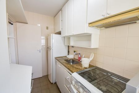 Apartamento à venda com 44m², 2 quartos e 1 vagaCozinha