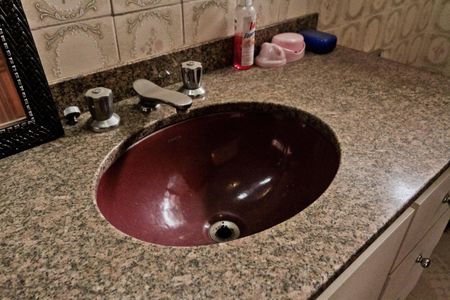 Casa à venda com 350m², 4 quartos e 8 vagasBanheiro da Suíte