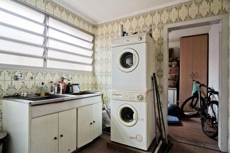 Casa à venda com 350m², 4 quartos e 8 vagasÁrea de Serviço