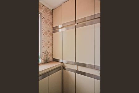 Casa à venda com 350m², 4 quartos e 8 vagasDespensa