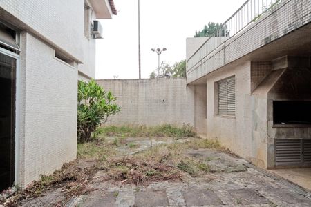 Casa à venda com 350m², 4 quartos e 8 vagasÁrea Externa