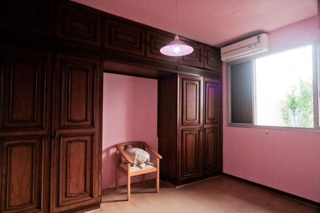 Casa à venda com 350m², 4 quartos e 8 vagasQuarto 2