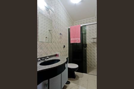 Casa à venda com 350m², 4 quartos e 8 vagasBanheiro Social