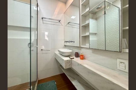 Apartamento à venda com 47m², 1 quarto e sem vaga Apartamento à venda com 47m², 1 quarto e sem vagaSuite - banheiro