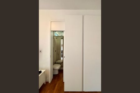 Apartamento à venda com 47m², 1 quarto e sem vaga Apartamento à venda com 47m², 1 quarto e sem vagaLavabo