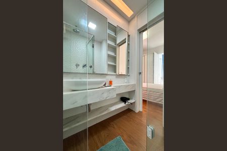 Apartamento à venda com 47m², 1 quarto e sem vaga Apartamento à venda com 47m², 1 quarto e sem vagaSuite - banheiro