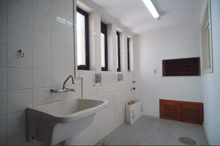 Apartamento à venda com 173m², 3 quartos e 2 vagasÁrea de Serviço