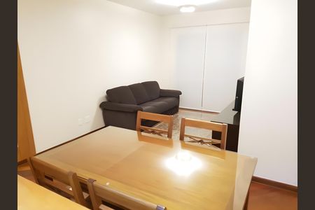 Apartamento para alugar com 71m², 2 quartos e 1 vaga Apartamento para alugar com 71m², 2 quartos e 1 vagaSala
