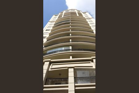 Apartamento para alugar com 71m², 2 quartos e 1 vaga Apartamento para alugar com 71m², 2 quartos e 1 vagaFachada