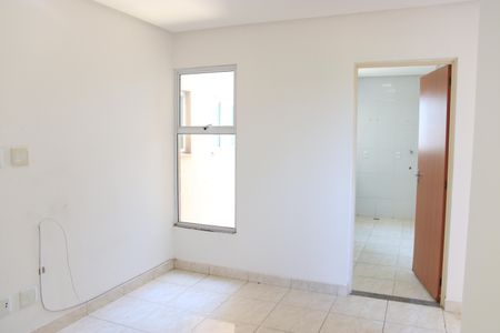 Sala de apartamento para alugar com 2 quartos, 52m² em Setor Centro Oeste, Goiânia