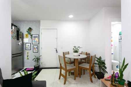 Apartamento para alugar com 41m², 2 quartos e 1 vagaSala