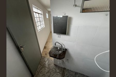 Casa para alugar com 75m², 2 quartos e sem vagaBanheiro