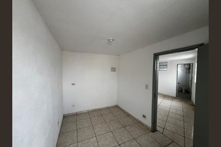 Sala de casa para alugar com 2 quartos, 60m² em Jardim Rossin, São Paulo
