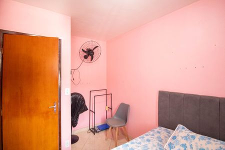 Quarto 1 de apartamento para alugar com 2 quartos, 48m² em Senador Vasconcelos, Rio de Janeiro