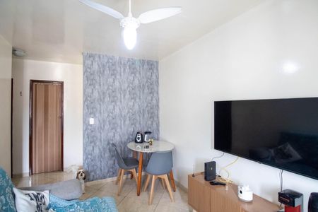 Sala de apartamento para alugar com 2 quartos, 48m² em Senador Vasconcelos, Rio de Janeiro