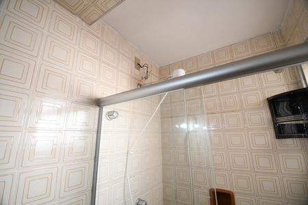 Banheiro de kitnet/studio para alugar com 1 quarto, 38m² em Bosque, Campinas