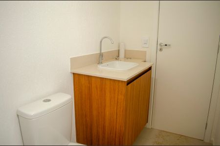 Apartamento para alugar com 66m², 2 quartos e 1 vagaBanheiro da Suíte 2