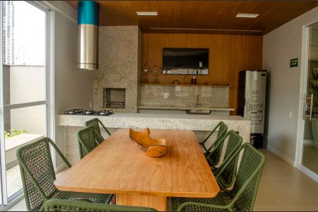 Apartamento para alugar com 66m², 2 quartos e 1 vagaÁrea comum