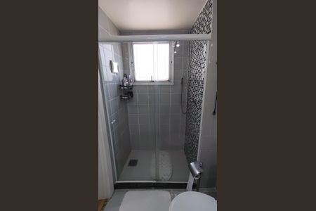 Apartamento à venda com 96m², 2 quartos e 1 vaga Apartamento à venda com 96m², 2 quartos e 1 vagaBanheiro da Suíte