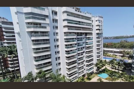 Apartamento à venda com 96m², 2 quartos e 1 vaga Apartamento à venda com 96m², 2 quartos e 1 vagaVista da Suíte