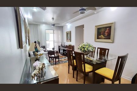 Apartamento à venda com 96m², 2 quartos e 1 vaga Apartamento à venda com 96m², 2 quartos e 1 vagaSala