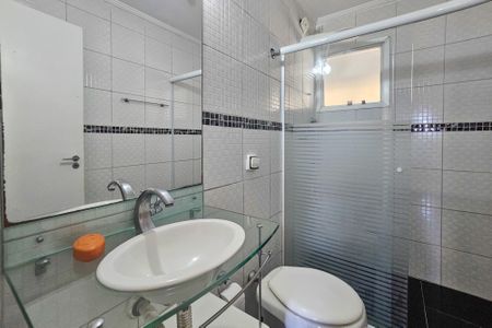 Apartamento para alugar com 82m², 3 quartos e 1 vaga Apartamento para alugar com 82m², 3 quartos e 1 vagaBanheiro 2
