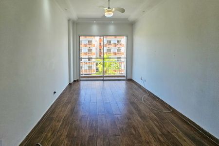 Apartamento para alugar com 82m², 3 quartos e 1 vaga Apartamento para alugar com 82m², 3 quartos e 1 vagaSala